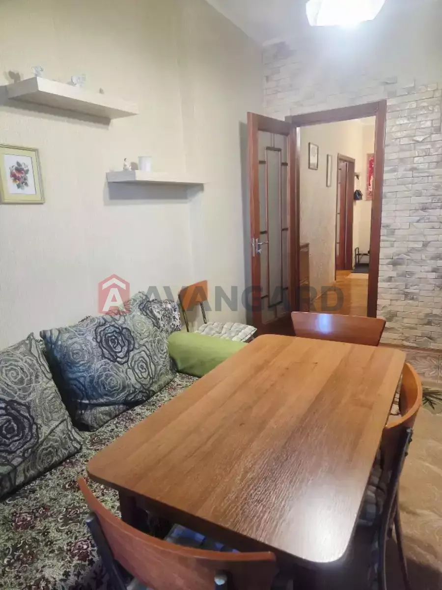 1 ��. ��������, 52/20/11 ��. �., 7/10 ������ ���� 22