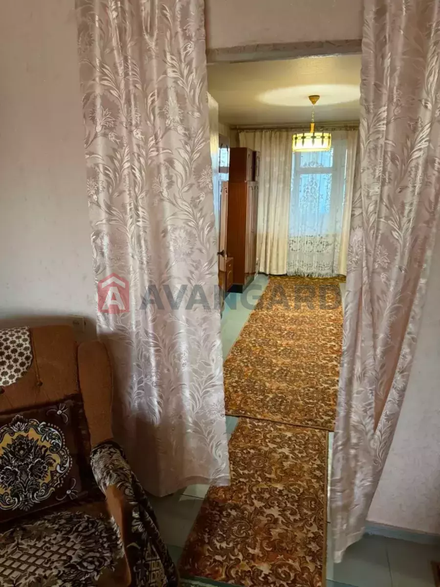 3 ��. ��������, 64/-/9 ��. �., 8/9 ������ ���� 7