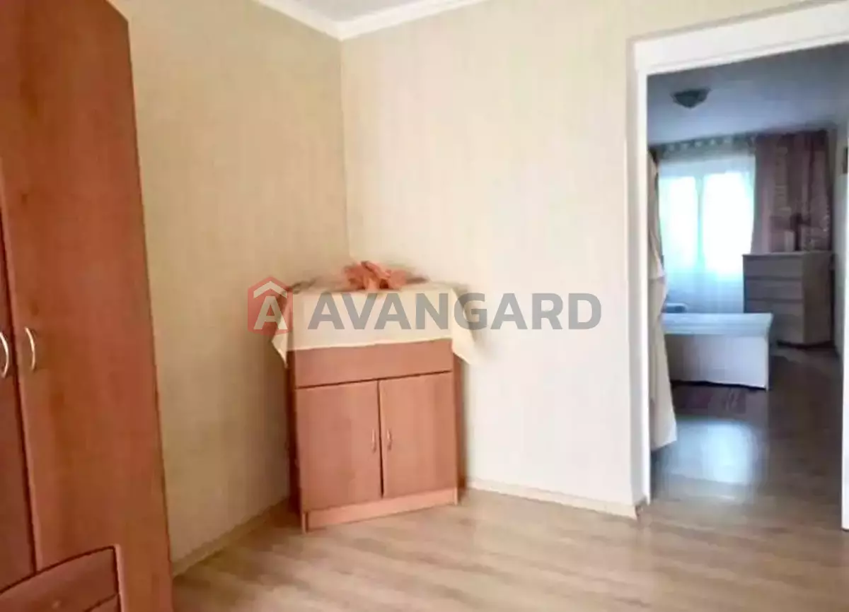 2 ��. ��������, 50/-/6 ��. �., 2/5 ������ ���� 5