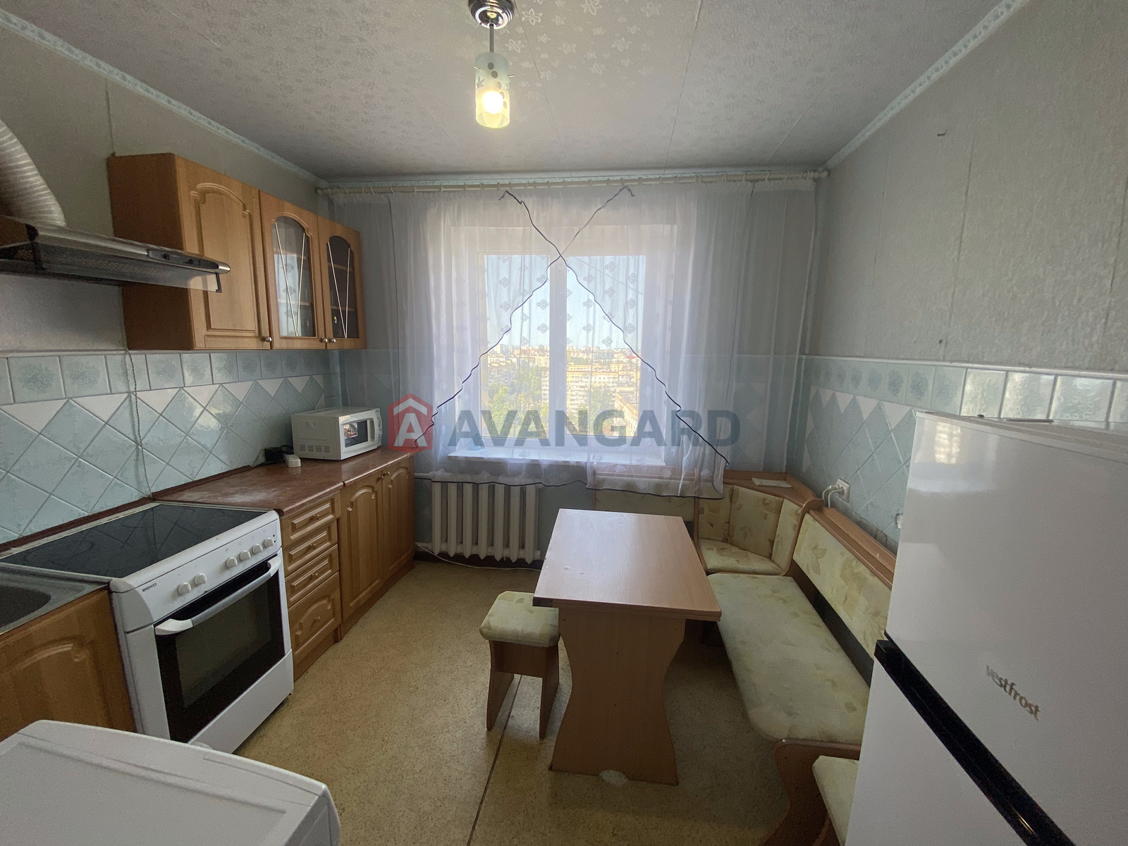 2 ��. ��������, 50/22/8 ��. �., 16/16 ������ ���� 12