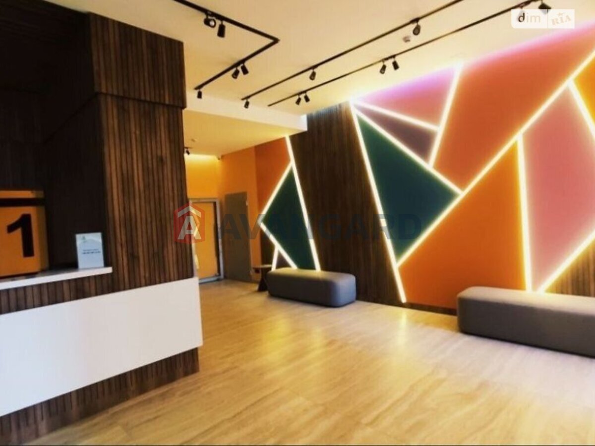 1 ��. ��������, 35/10/16 ��. �., 11/26 ������ ���� 9