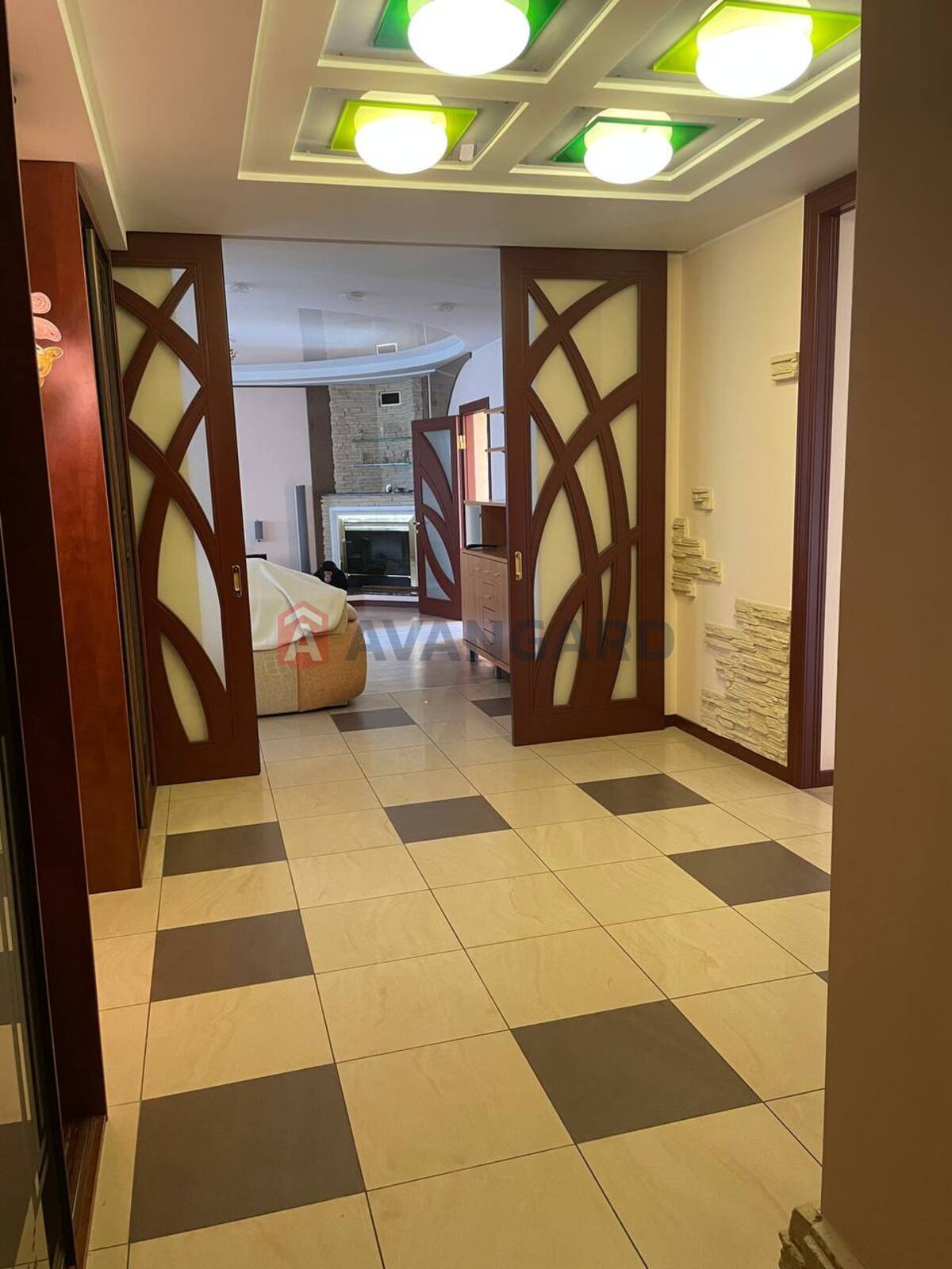 4 . , 162/100/20 . ., 10/10   16