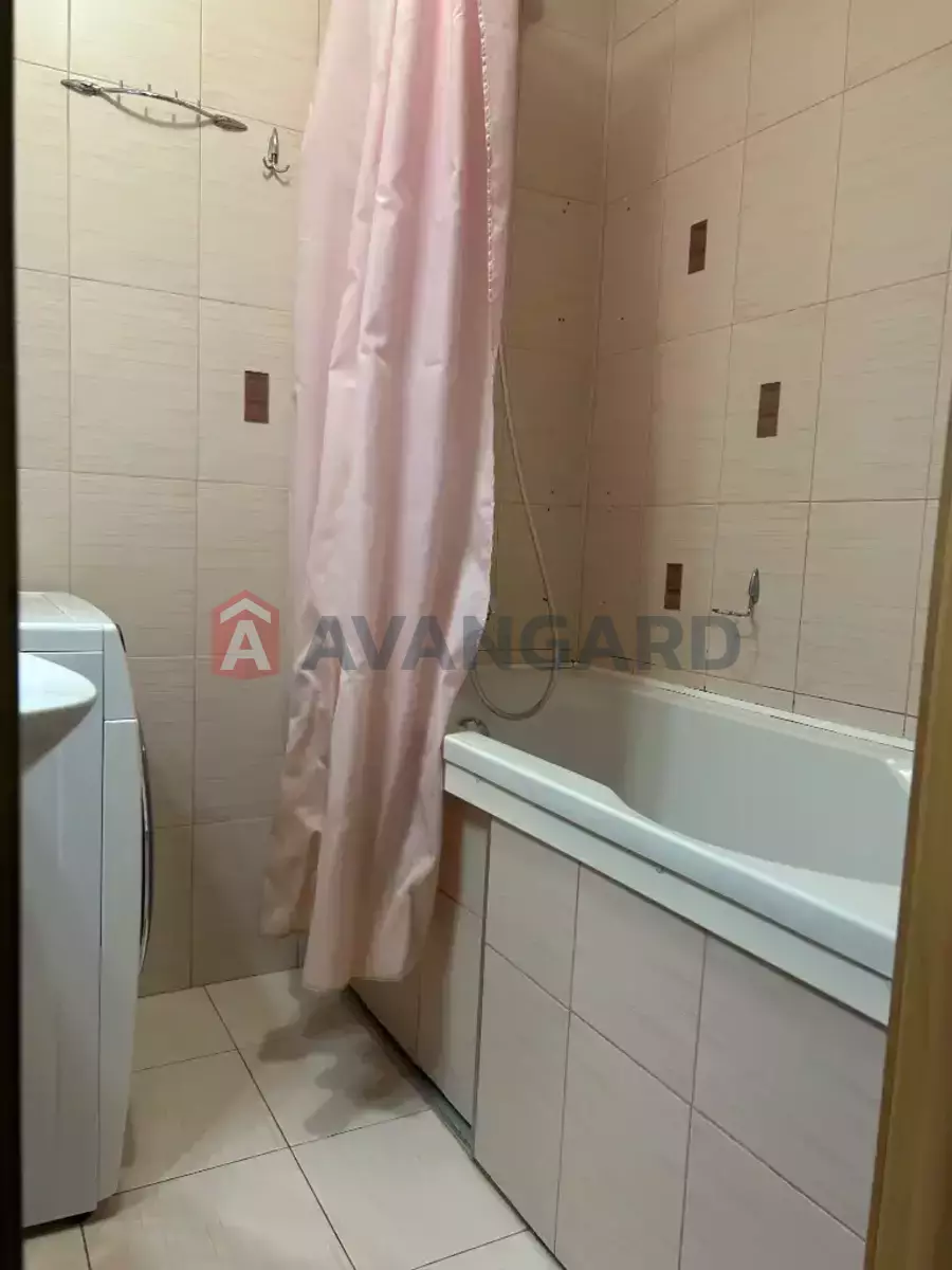 2 ����. ��������, 50/-/- ��. �., 7/9 ���� ���� 11