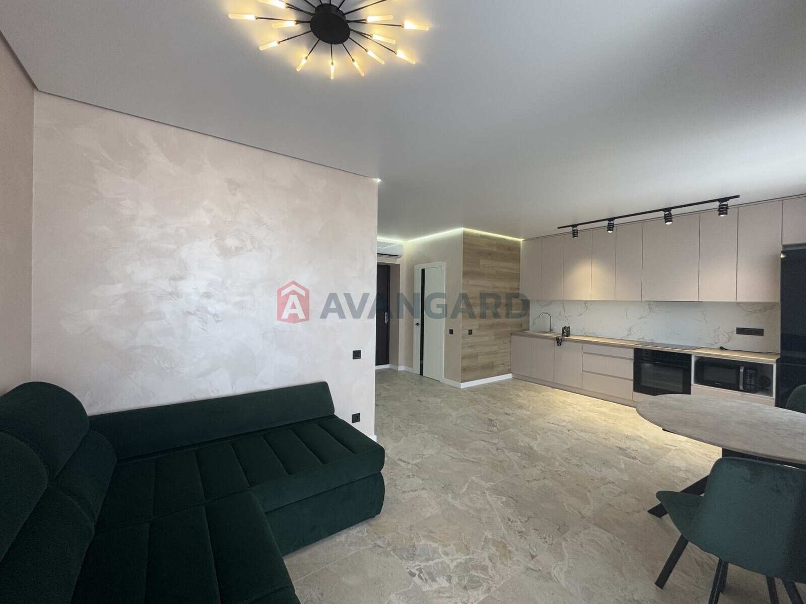 1 . , 40/-/24 . ., 8/10   5