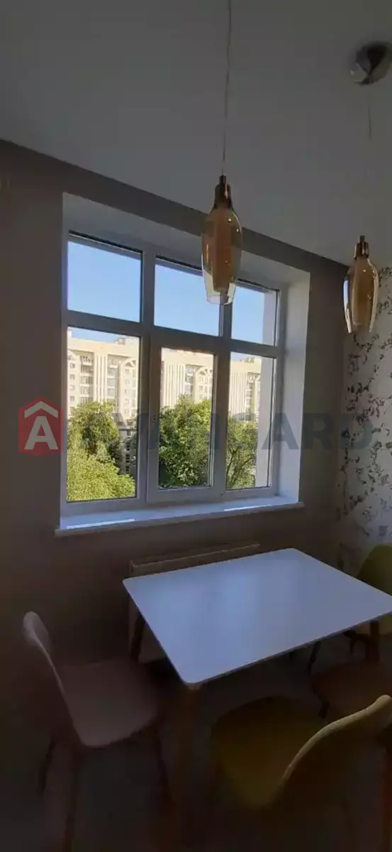 2 ��. ��������, 66/-/- ��. �., 8/11 ������ ���� 14