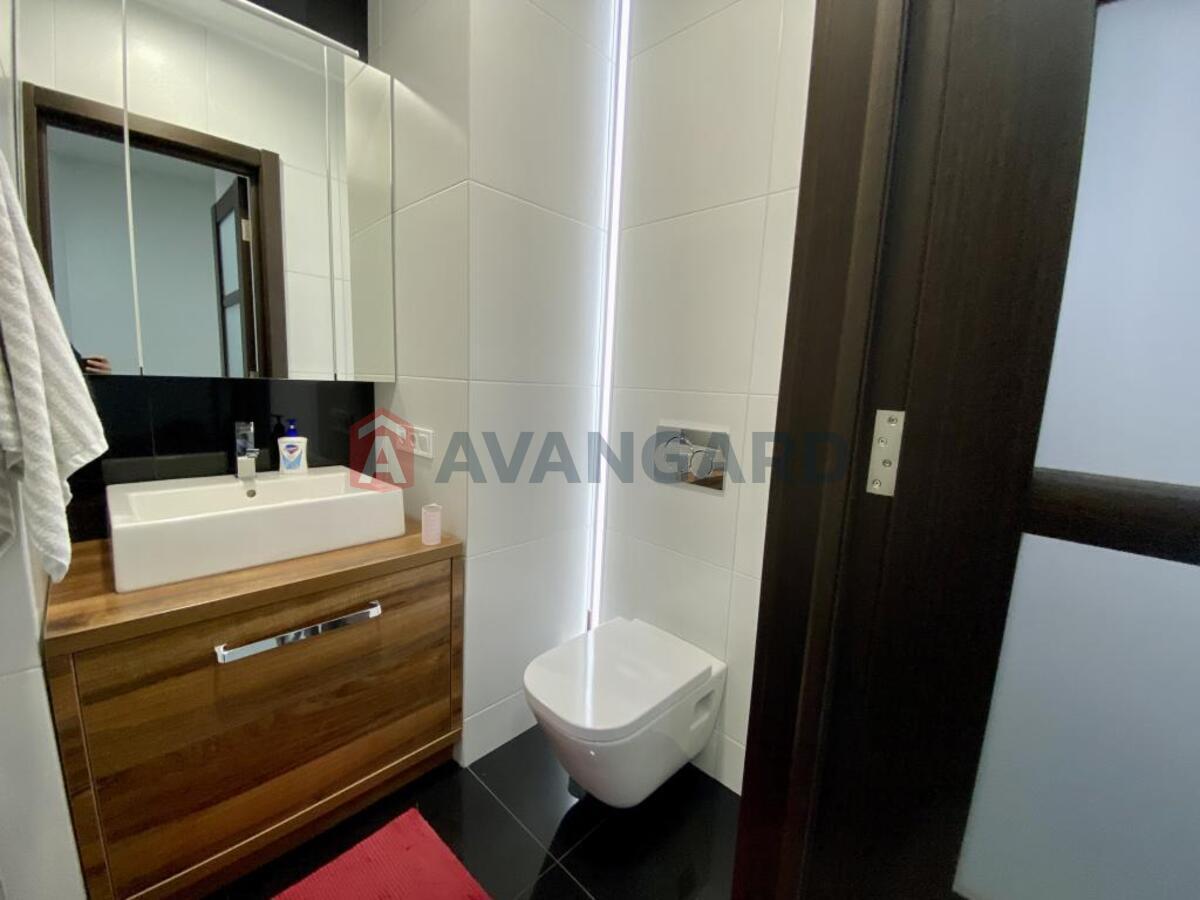 4 ��. ��������, 160/-/25 ��. �., 8/12 ������ ���� 3