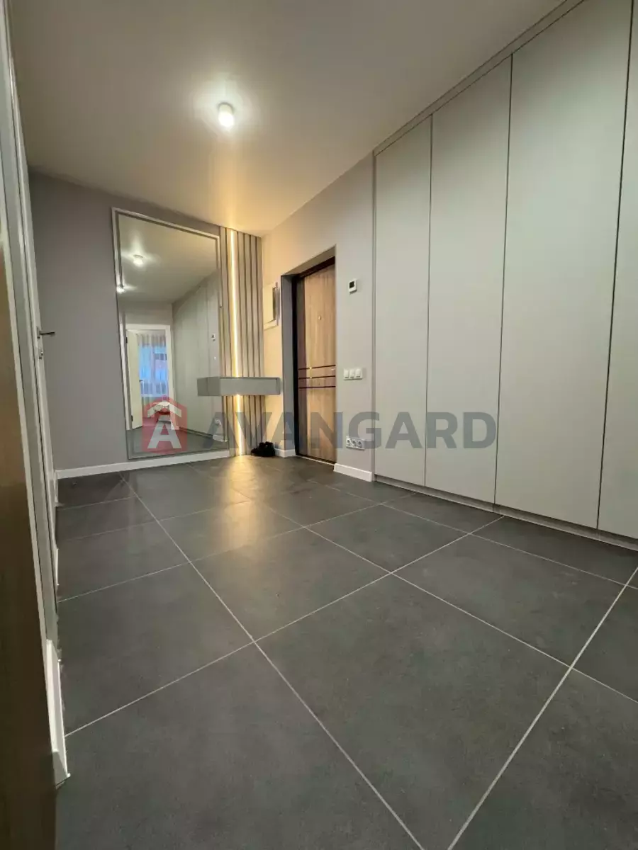 2 ��. ��������, 53/-/- ��. �., 3/10 ������ ���� 8