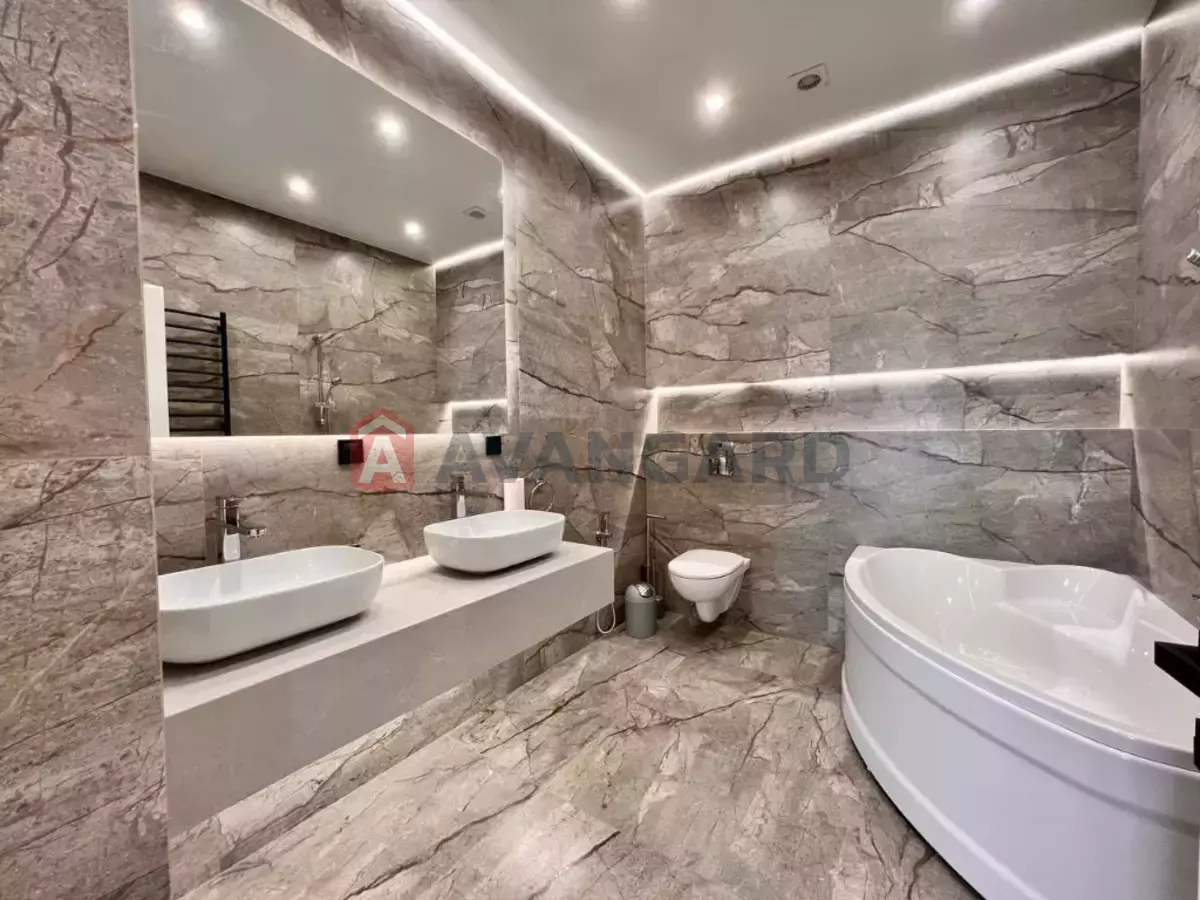 3 ��. ��������, 137/-/- ��. �., 1/7 ������ ���� 1