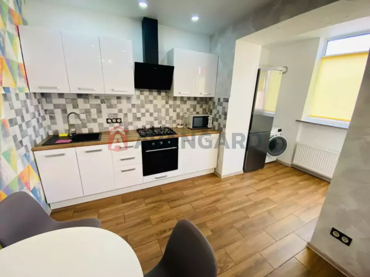 2 ����. ��������, 53/-/12 ��. �., 9/12 ���� ���� 3