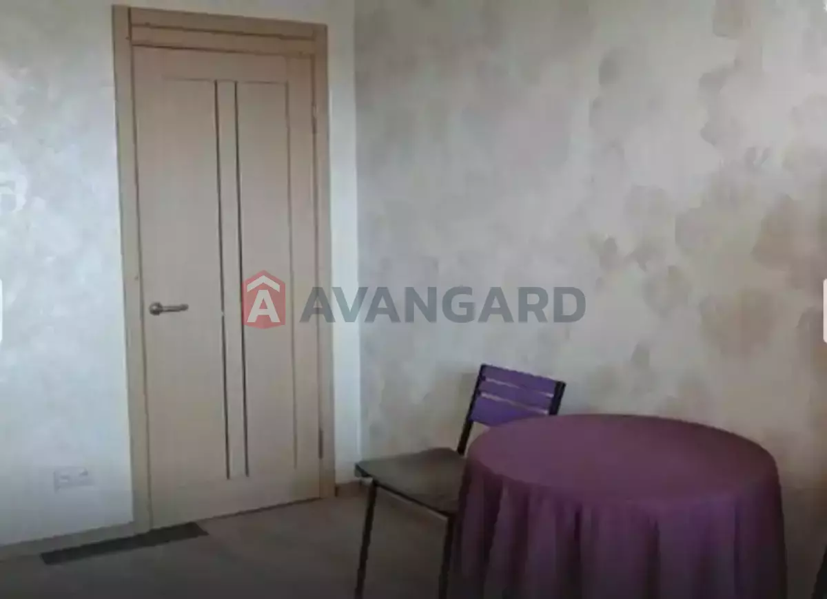 1 ����. ��������, 50/38/12 ��. �., 10/17 ���� ���� 9