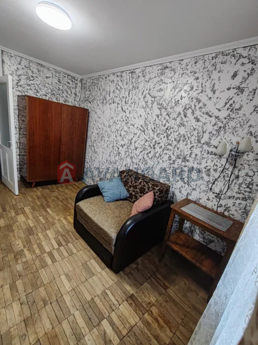 2 ��. ��������, 42/-/5 ��. �., 1/5 ������ ���� 22