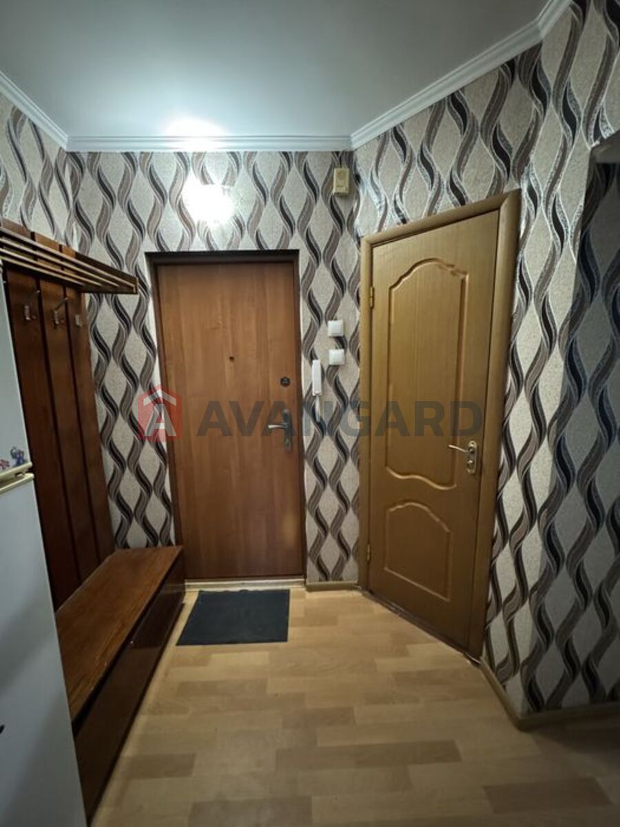 1 ��. ��������, 37/-/7 ��. �., 5/9 ������ ���� 2