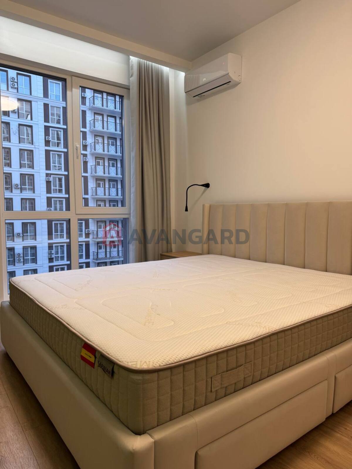 2 ��. ��������, 62/38/16 ��. �., 12/19 ������ ���� 14