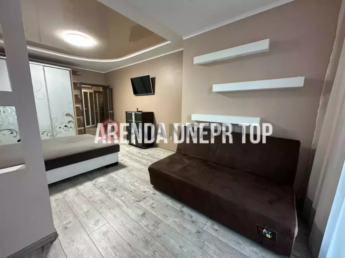 1 ��. ��������, 50/-/- ��. �., 6/10 ������ ���� 6