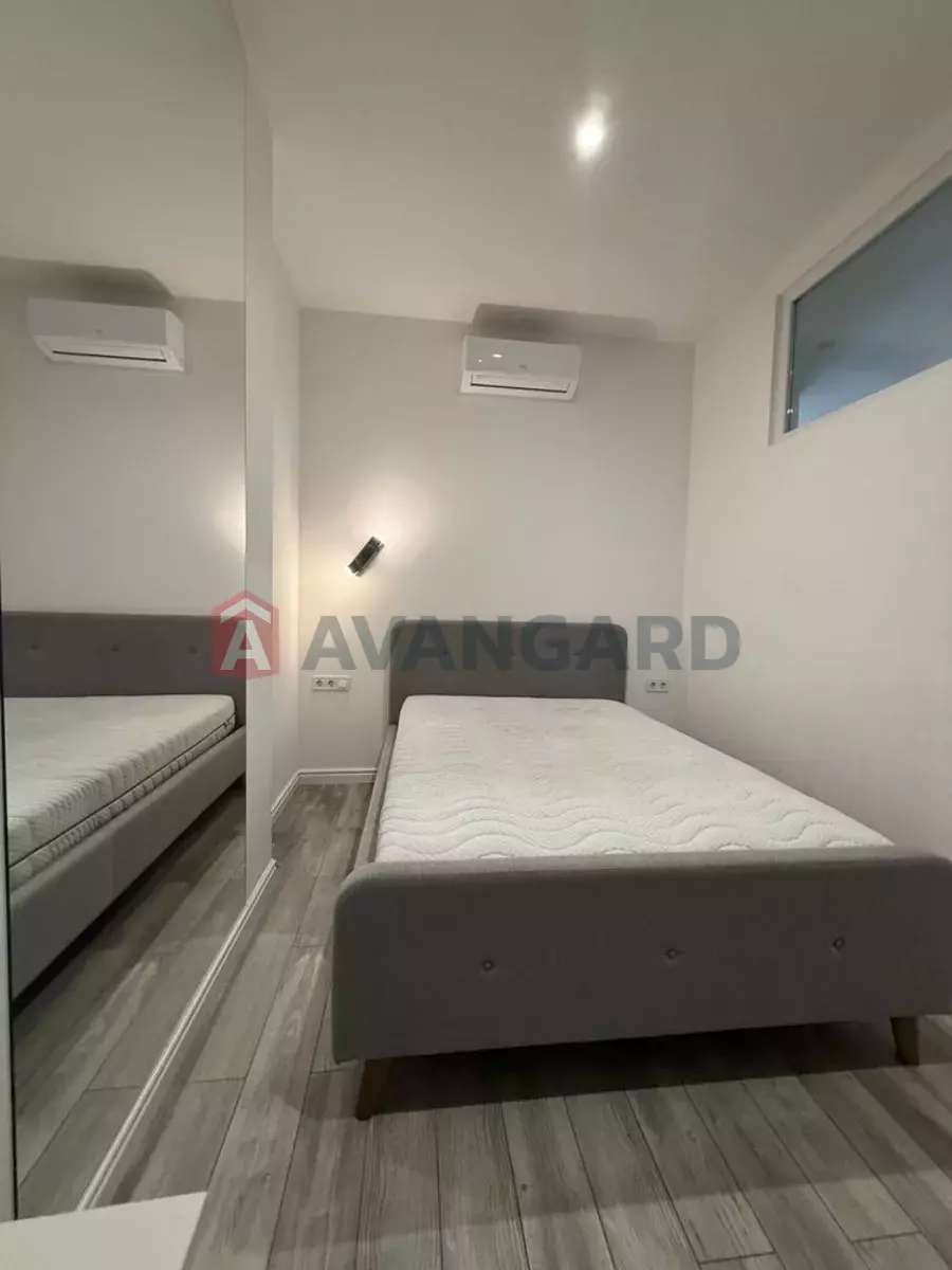 3 ����. ��������, 72/-/25 ��. �., 23/24 ���� ���� 11