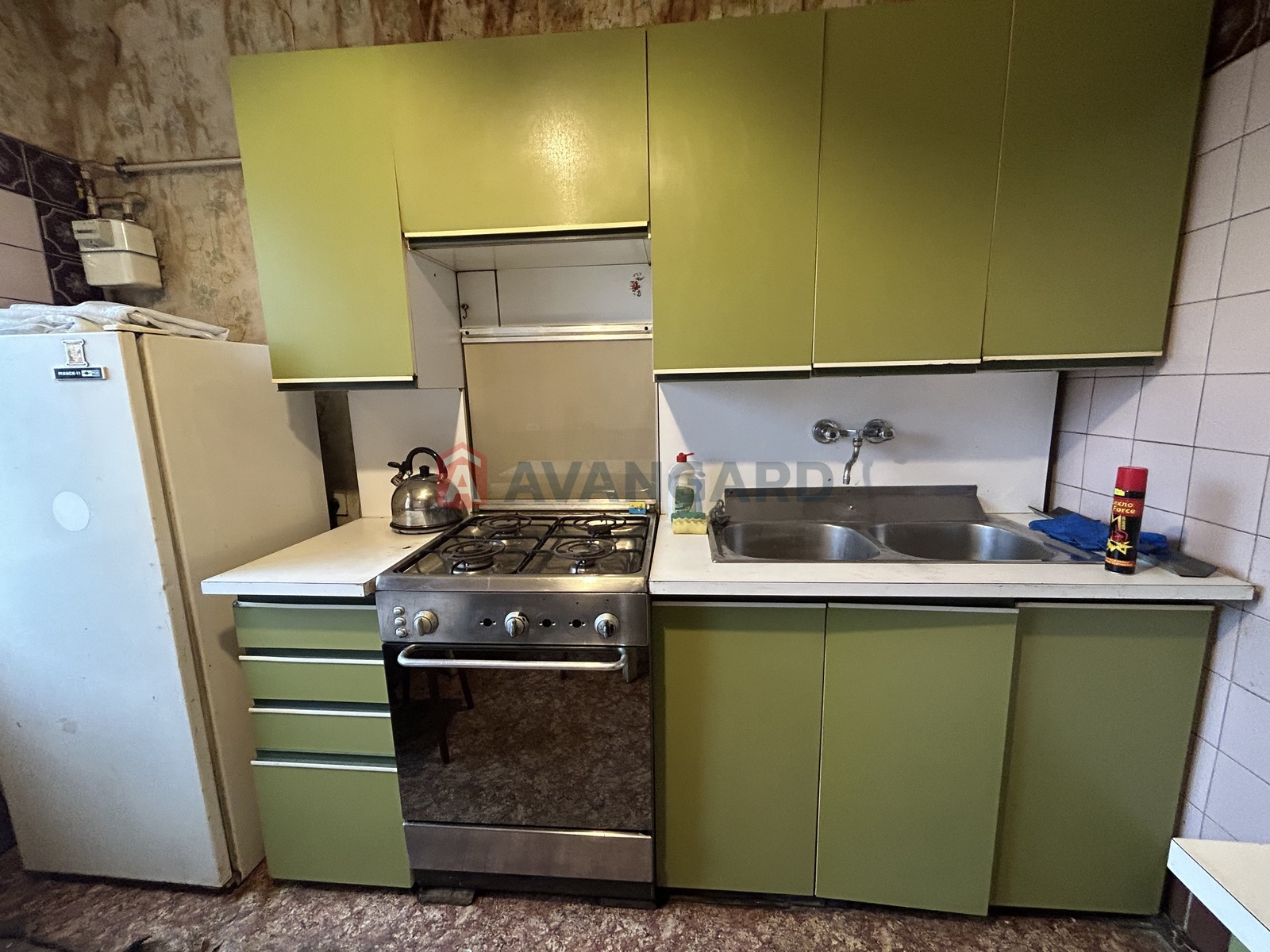 3 . , 65/-/7 . ., 9/9   3