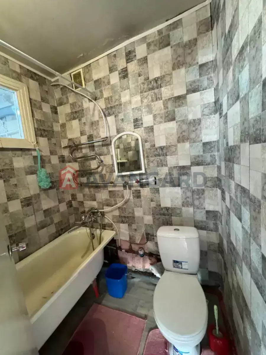 1 ����. ��������, 31/18/6 ��. �., 5/5 ���� ���� 9