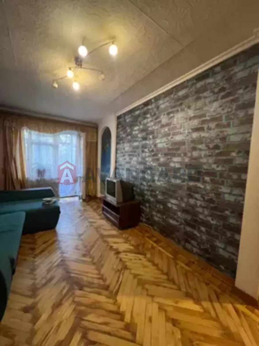 2 ����. ��������, 45/28/8 ��. �., 6/9 ���� ���� 12