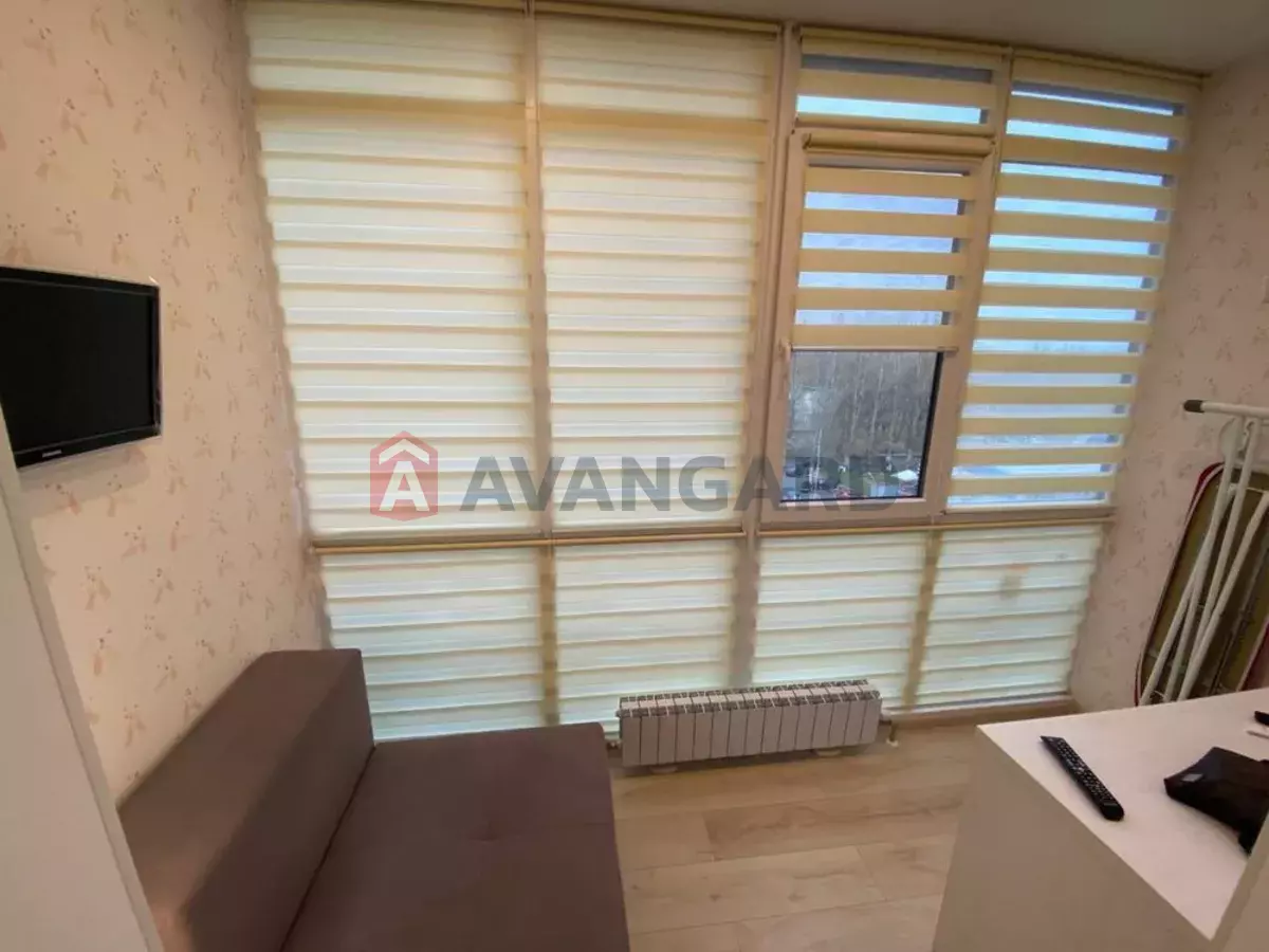 1 ����. ��������, 43/-/8 ��. �., 7/12 ���� ���� 1