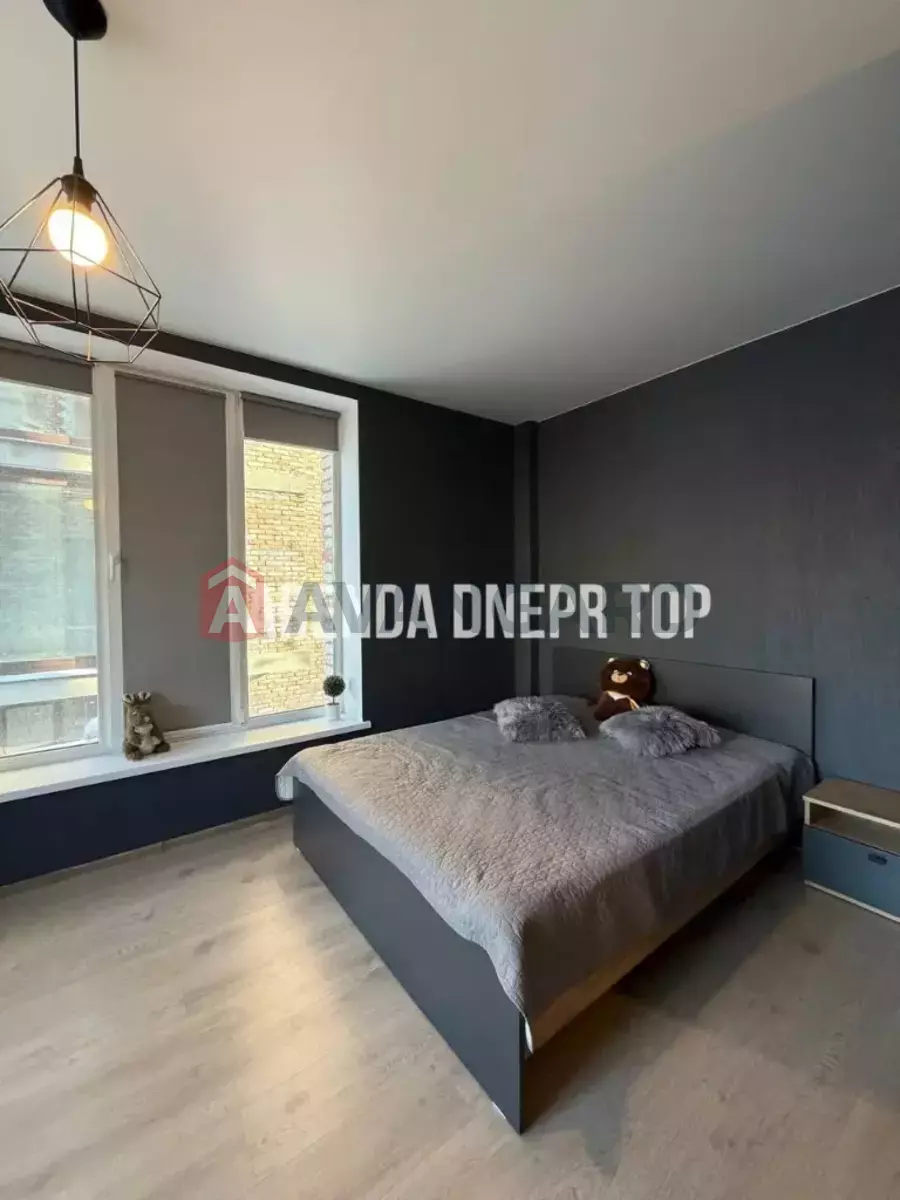 1 ��. ��������, 32/-/- ��. �., 2/5 ������ ���� 8