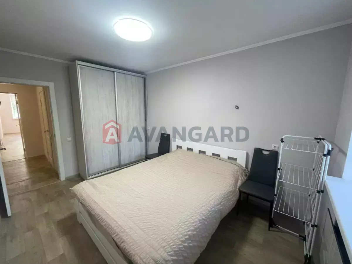 2 ��. ��������, 50/-/- ��. �., 1/10 ������ ���� 11