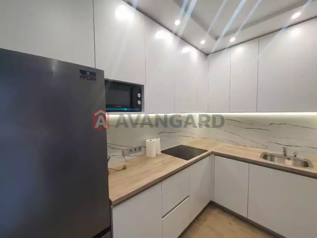 2 ��. ��������, 40/-/- ��. �., 6/10 ������ ���� 5