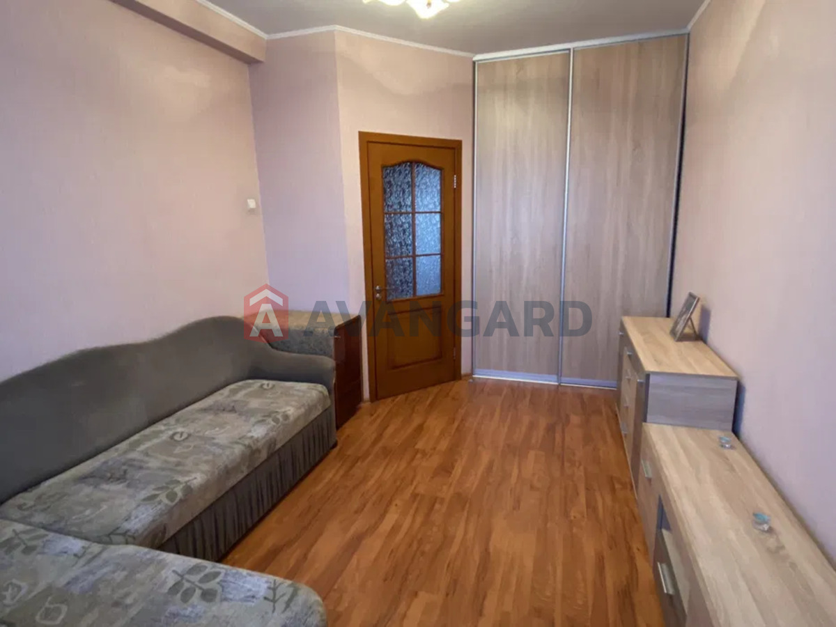 2 ��. ��������, 45/-/7 ��. �., 5/5 ������ ���� 15