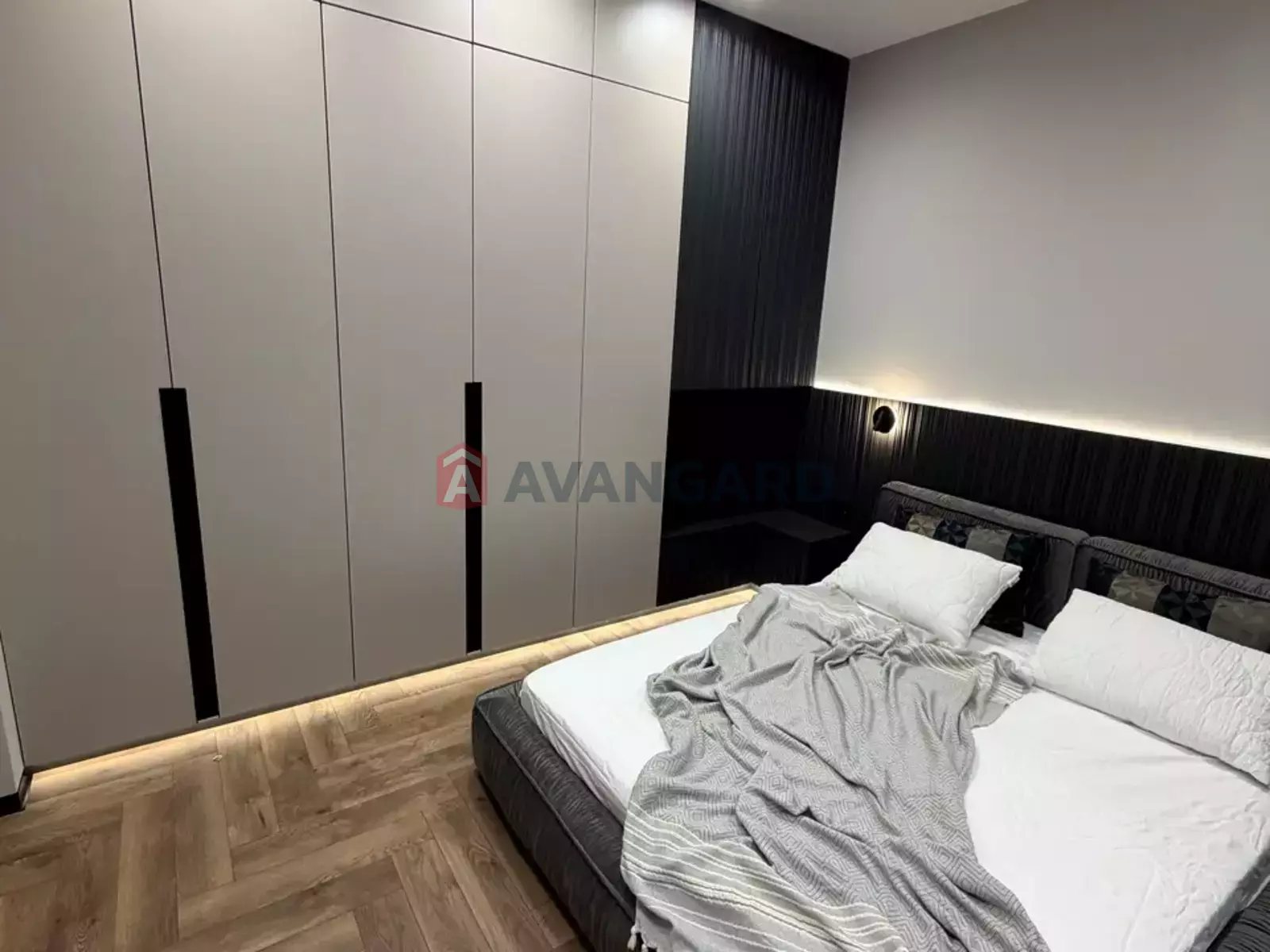 2 ��. ��������, 50/20/20 ��. �., 6/8 ������ ���� 3