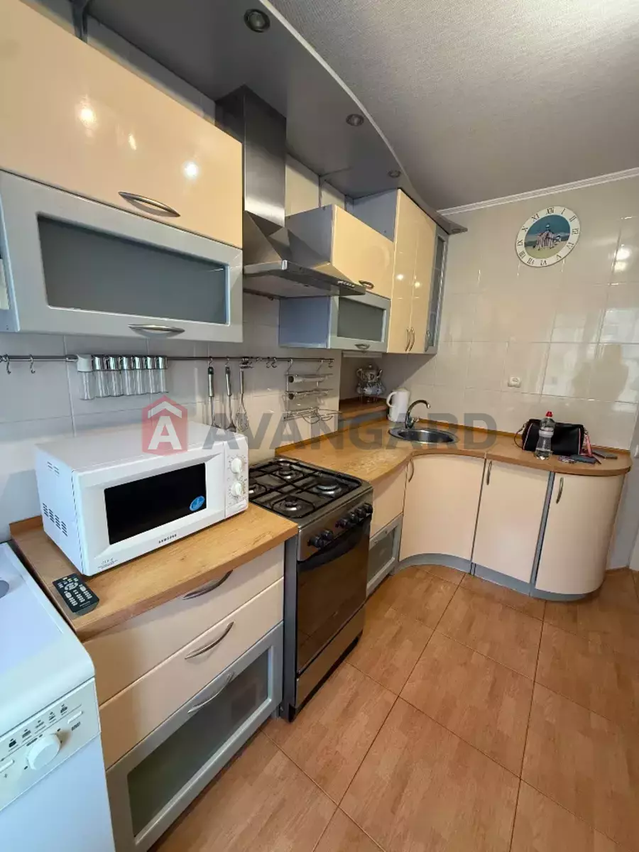 2 ��. ��������, 50/29/9 ��. �., 10/12 ������ ���� 1