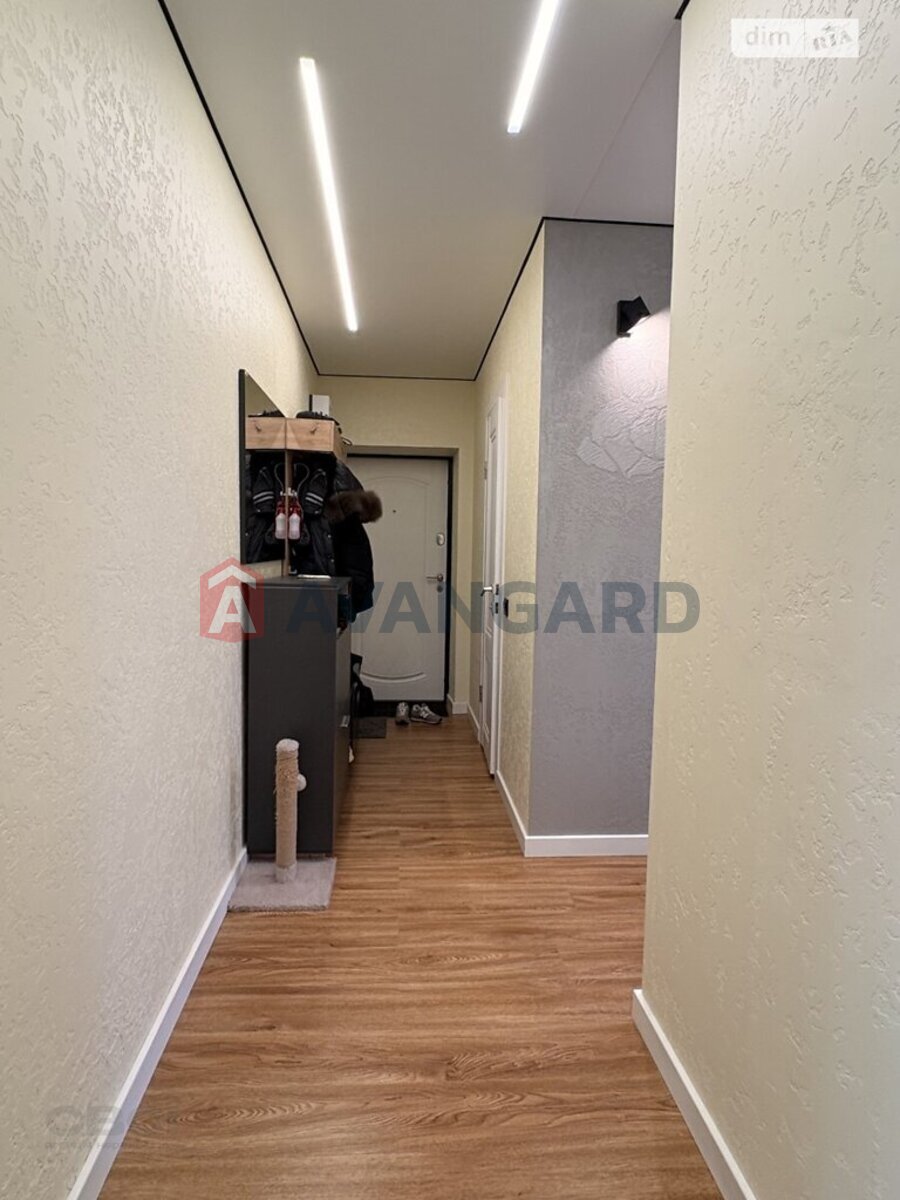 2 ��. ��������, 43/28/7 ��. �., 4/5 ������ ���� 16