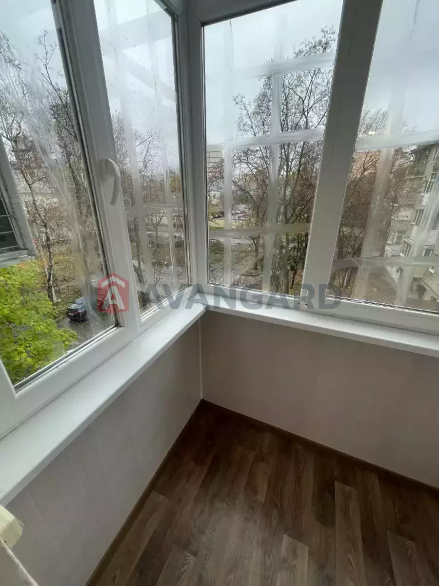 1 . , 37/-/- . ., 3/5   4