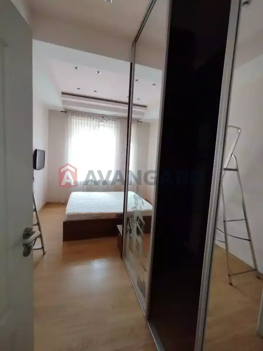 1 ��. ��������, 53/-/20 ��. �., 3/3 ������ ���� 27