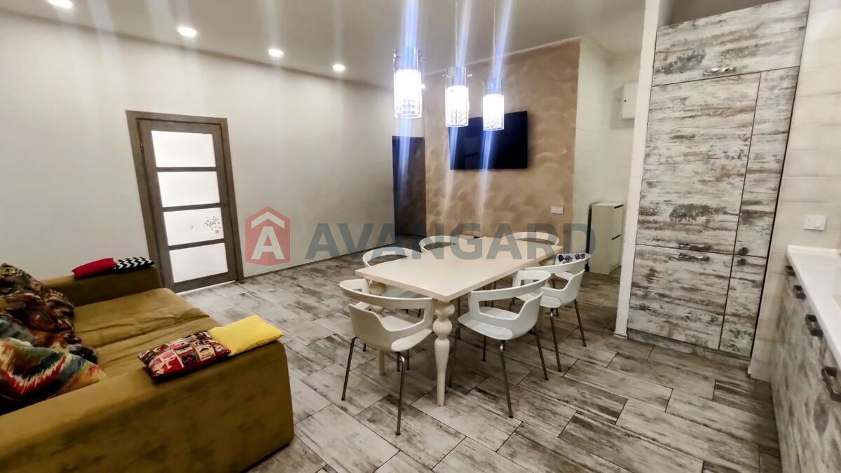 2 ����. ��������, 65/-/30 ��. �., 2/18 ���� ���� 7