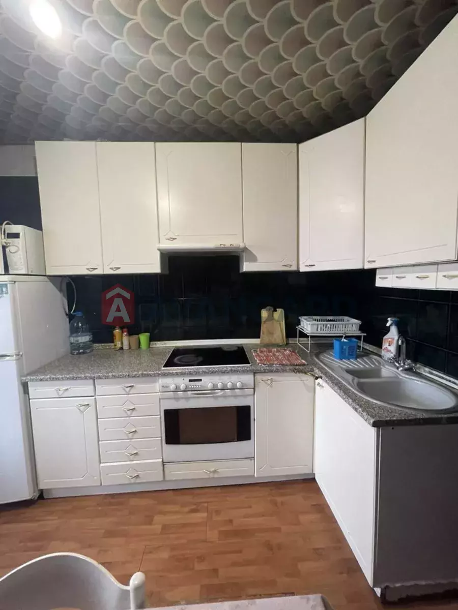 4 ����. ��������, 80/-/12 ��. �., 9/14 ���� ���� 1