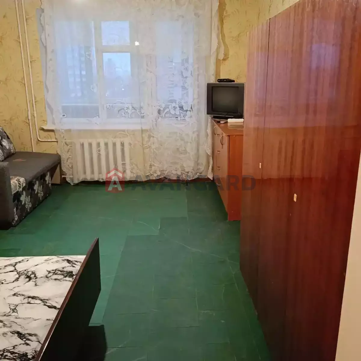 1 ��. ��������, 29/-/- ��. �., 7/9 ������ ���� 4