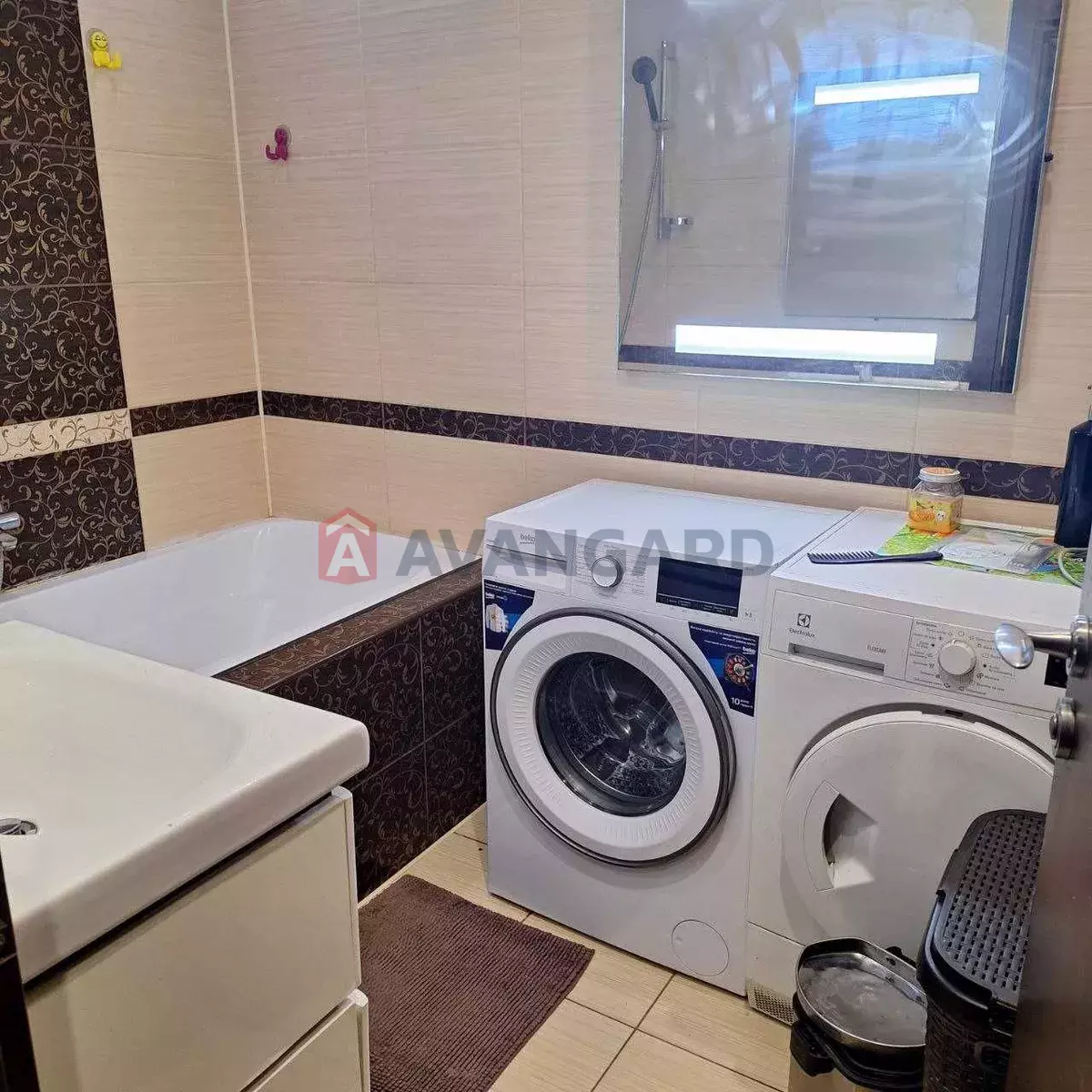 3 ��. ��������, 69/-/8 ��. �., 5/9 ������ ���� 12