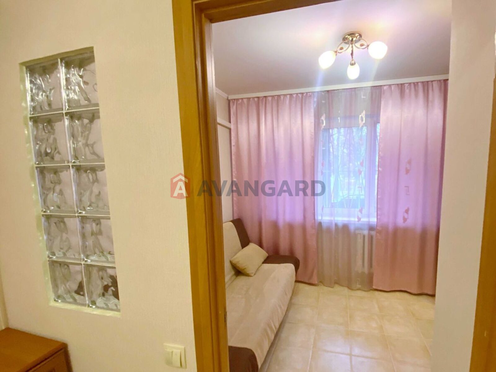 1 ��. ��������, 32/-/7 ��. �., 1/5 ������ ���� 4