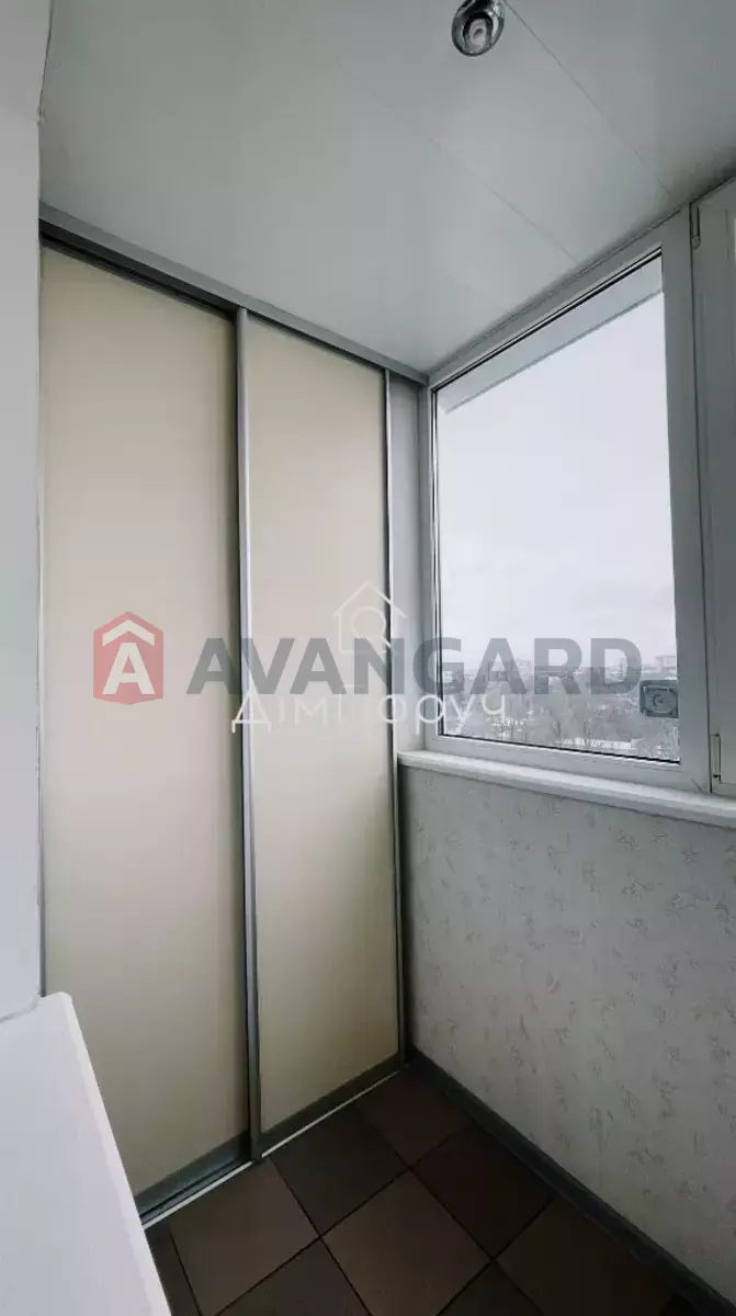 2 ����. ��������, 80/40/15 ��. �., 13/17 ���� ���� 28