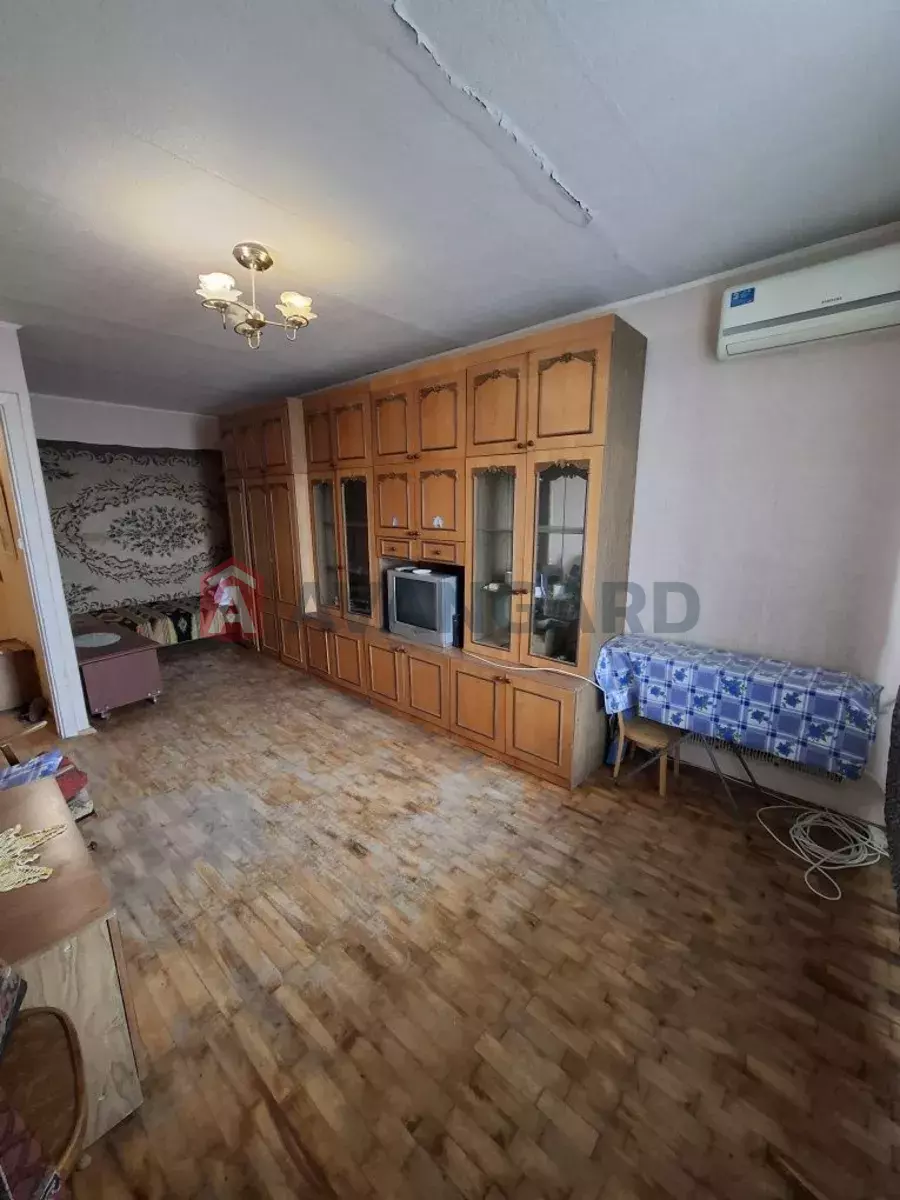 1 ��. ��������, 41/-/8 ��. �., 11/16 ������ ���� 5