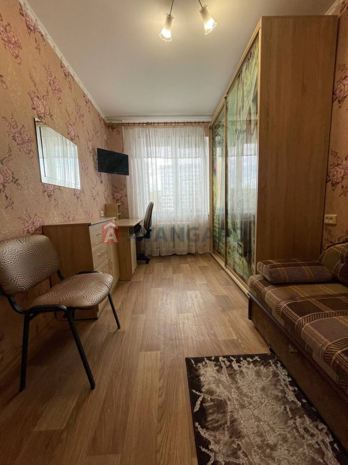 2 ��. ��������, 46/28/9 ��. �., 7/9 ������ ���� 4