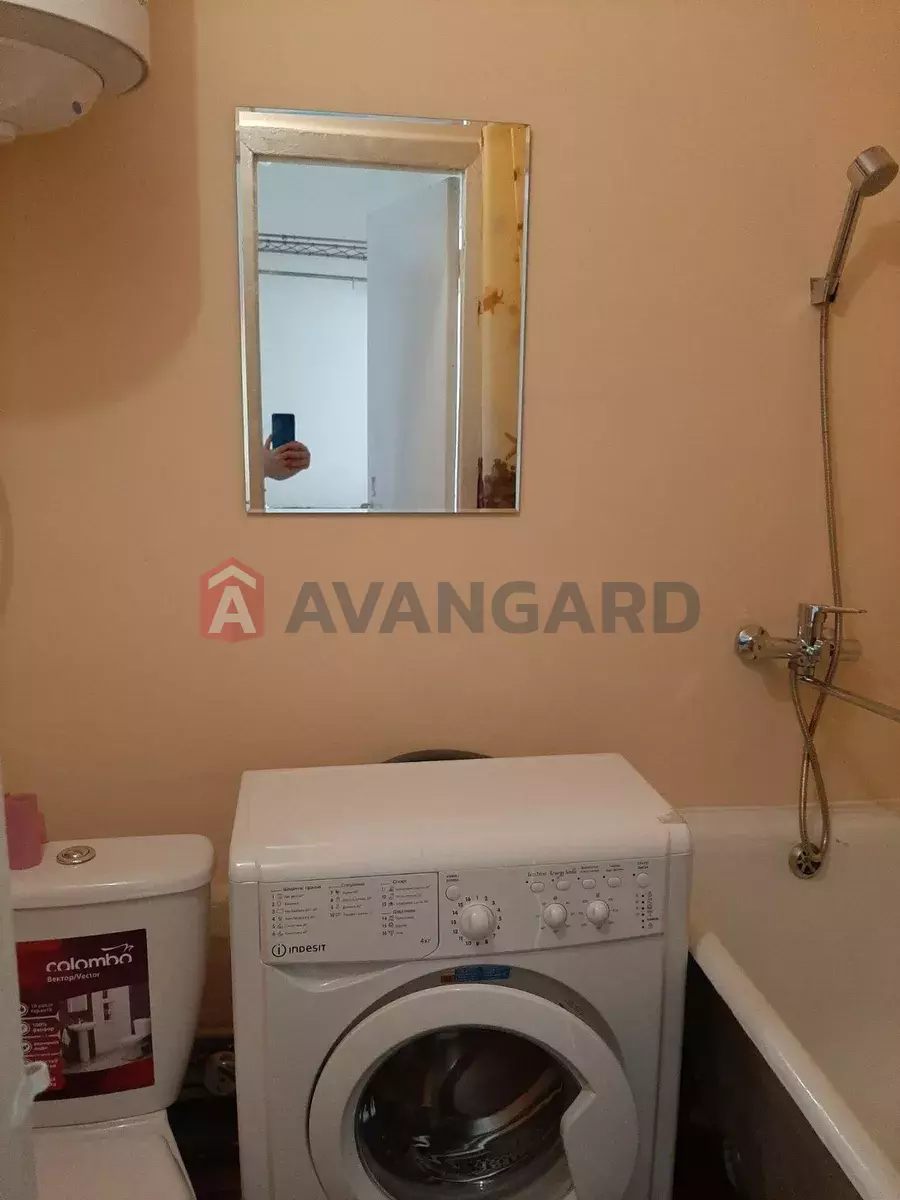 1 ����. ��������, 22/-/6 ��. �., 7/9 ���� ���� 4