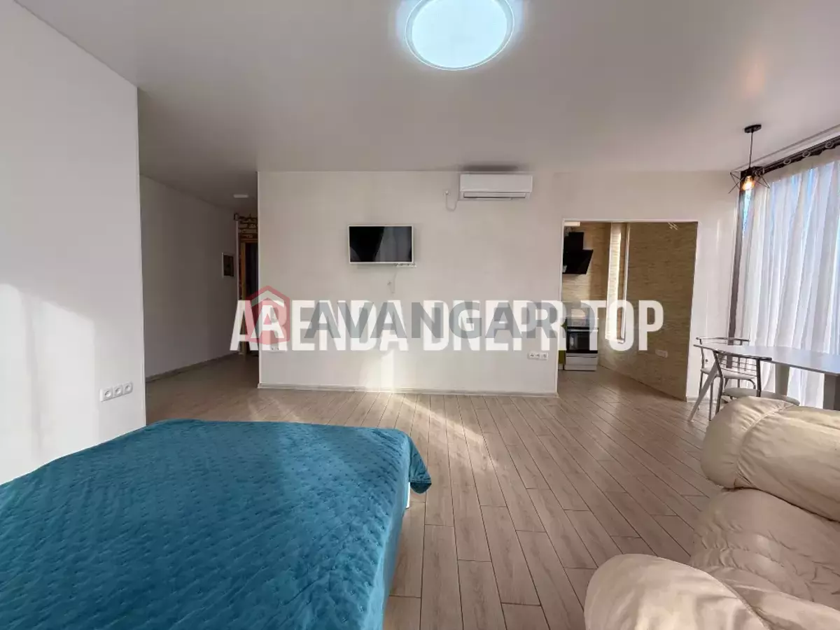 1 . , 44/-/- . ., 3/5   8