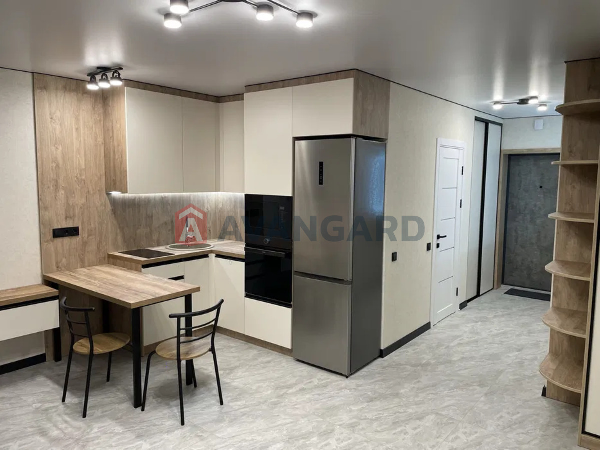 1 ��. ��������, 38/-/5 ��. �., 25/26 ������ ���� 12