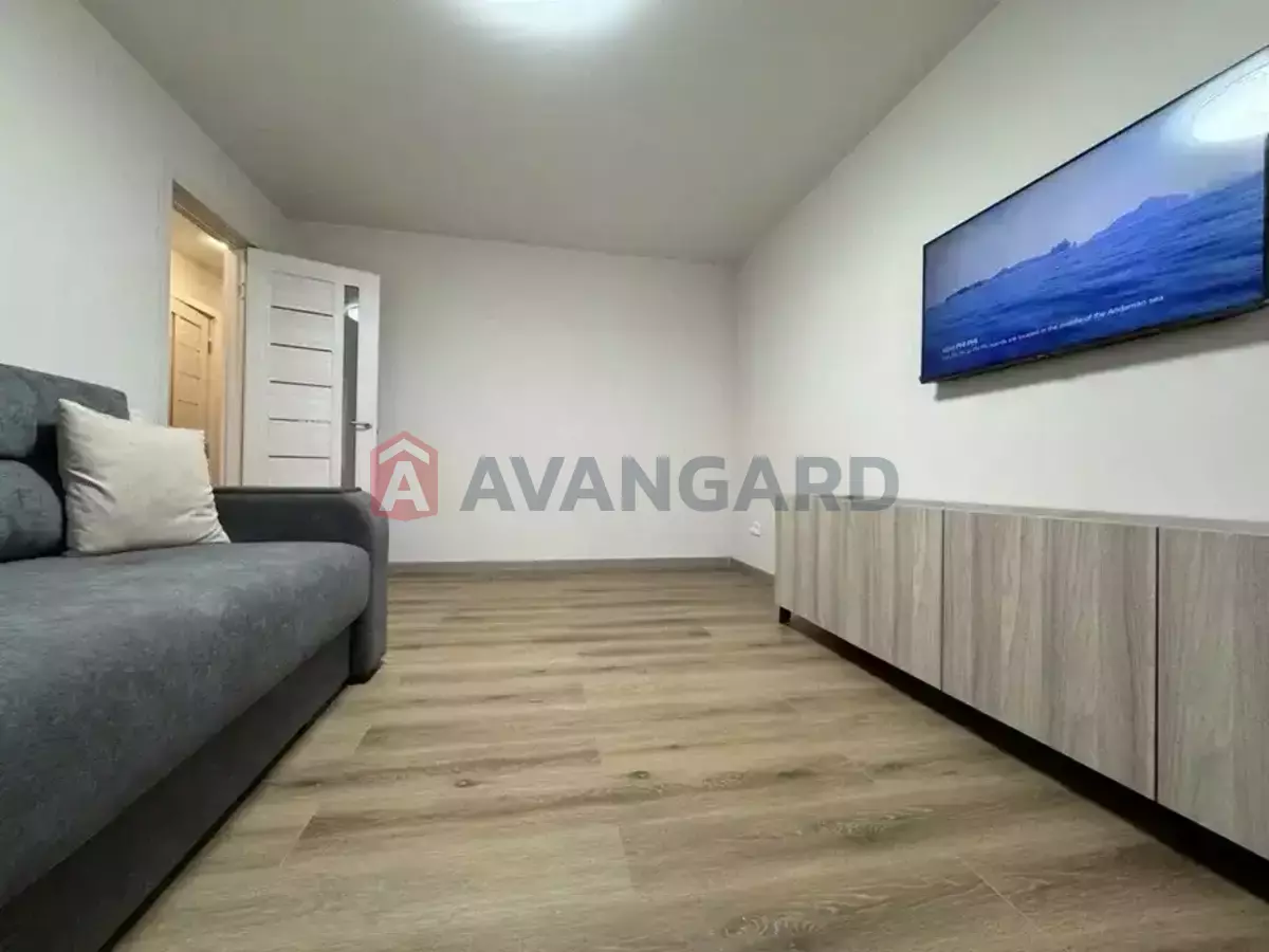 2 ��. ��������, 51/39/9 ��. �., 14/14 ������ ���� 5