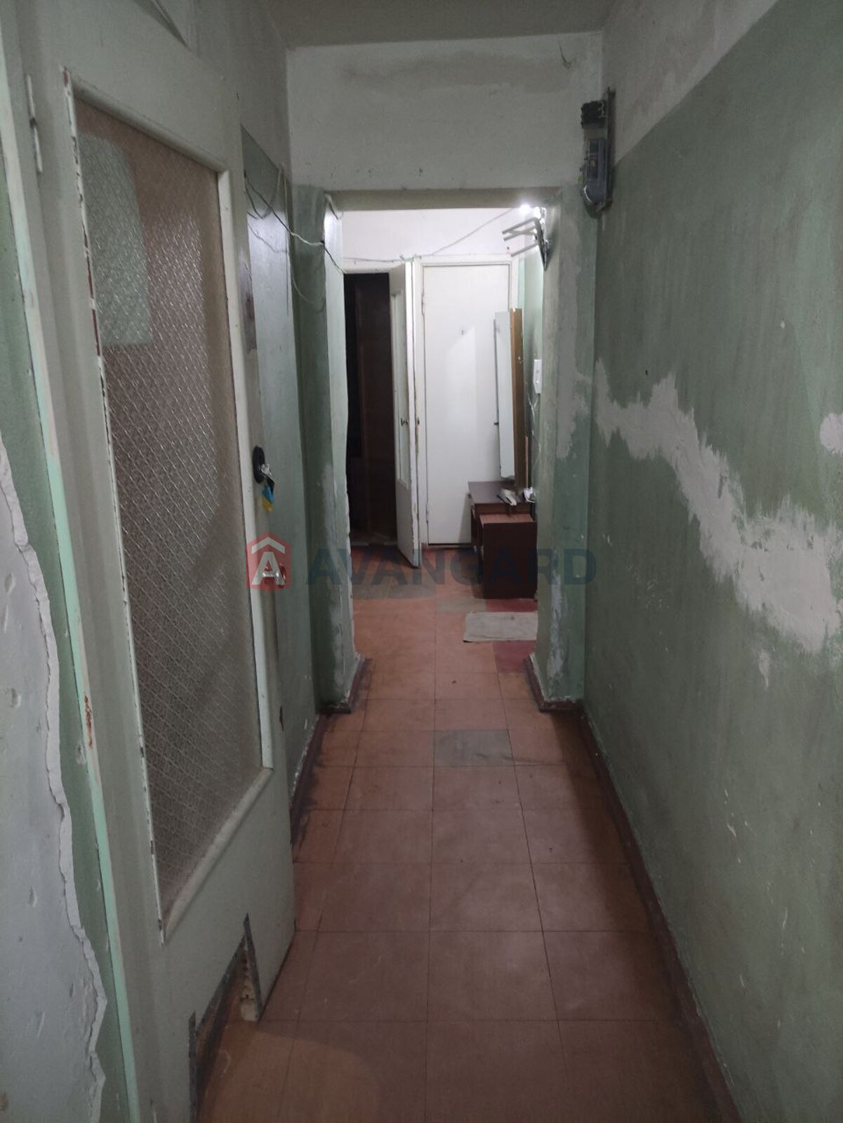 2 ��. ��������, 65/-/7 ��. �., 8/14 ������ ���� 9