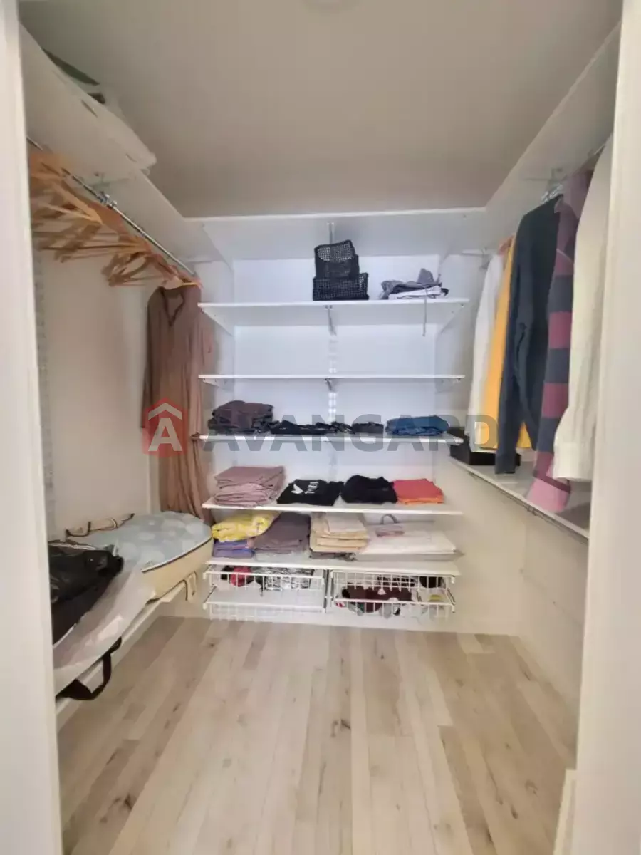 3 ��. ��������, 80/67/12 ��. �., 14/20 ������ ���� 13
