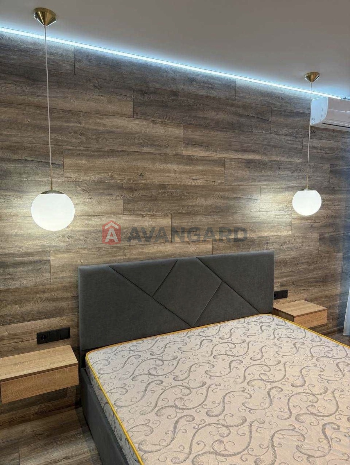 1 ��. ��������, 40/20/18 ��. �., 7/10 ������ ���� 5