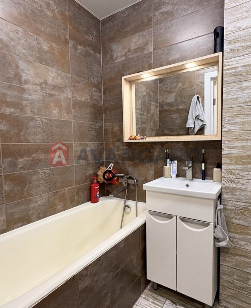 2 ����. ��������, 43/28/7 ��. �., 4/5 ���� ���� 10