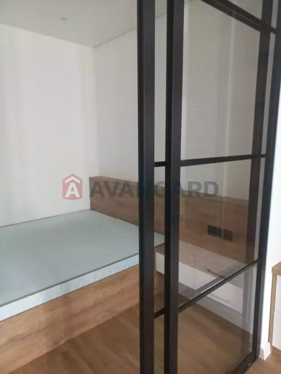 1 ��. ��������, 46/-/- ��. �., 5/10 ������ ���� 9