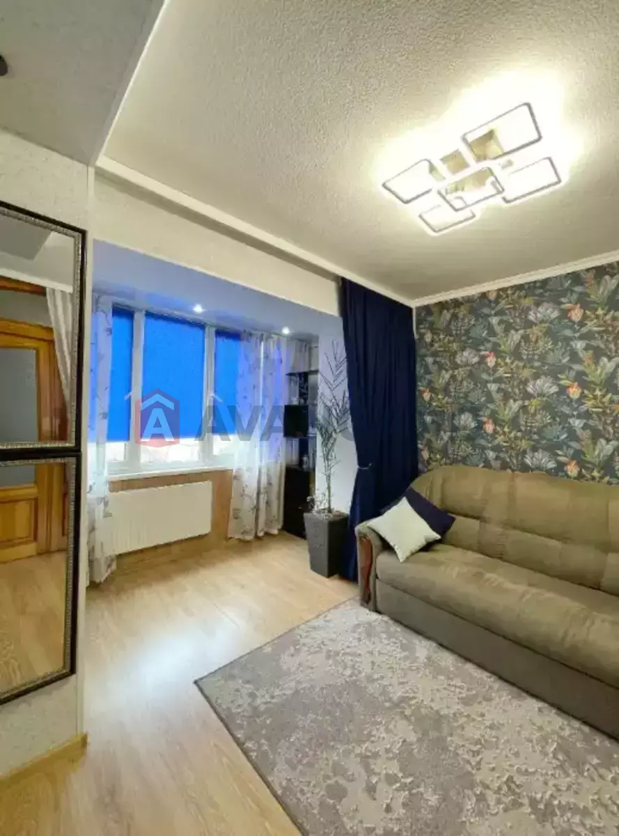 1 ����. ��������, 35/18/6 ��. �., 4/9 ���� ���� 9